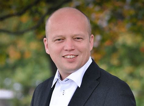 Check spelling or type a new query. Senterpartiet med skogpakke - Norges Skogeierforbund