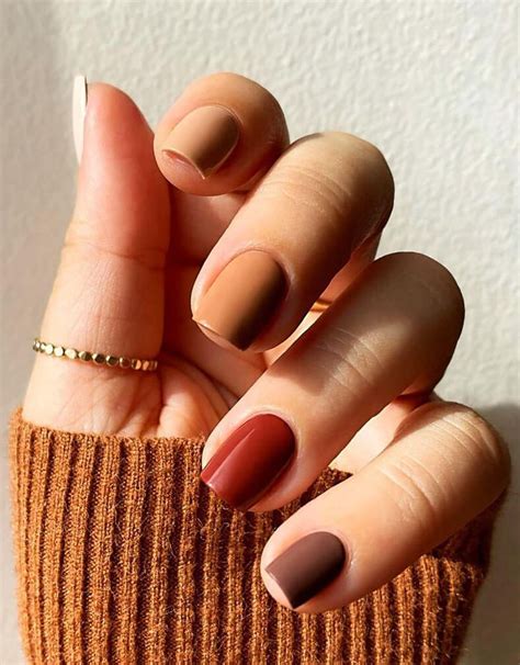 Fall Nail Designs Will Help You To Express Your Love To This Season