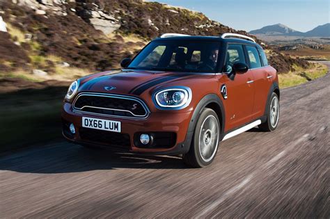 The Biggest Most Versatile Mini In History The 2017 Countryman Feels