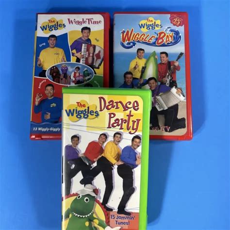 The Wiggles Vhs Lot Of 3 Wiggle Time Dance Party Bay 2000 Clamshell