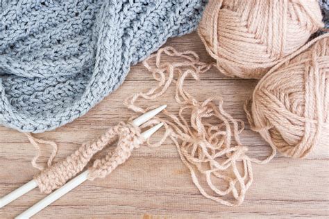 The Beginners Guide To Knitting Knitting Tips And Advice Arts And Crafts
