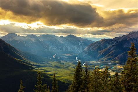 Bow Valley In Banff National Park Stock Photo Image Of Banff