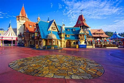 1000 Images About Fantasyland Magic Kingdom On Pinterest Disney