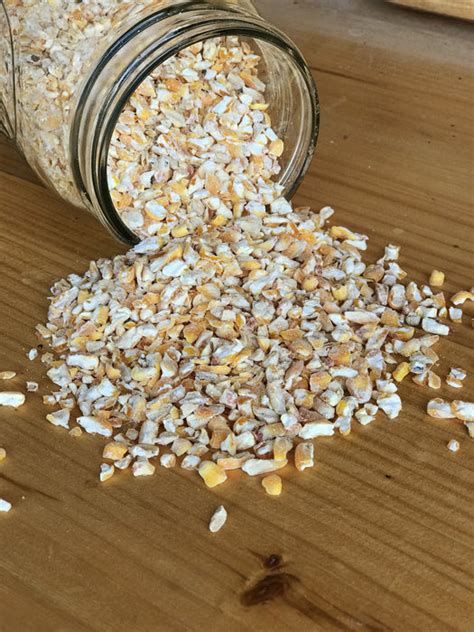 Ernst Grain Cracked Corn Non Gmo — Hearty Pet