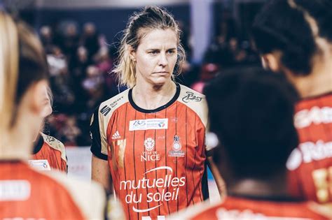 Frankrike Linnea Torstenson Nominerad Till årets Försvarsspelare