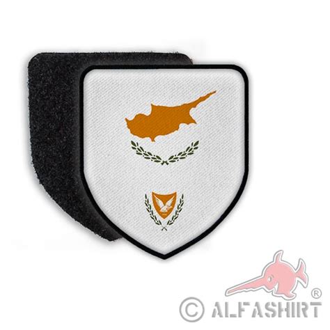 Immer mehr deutsche denken über das auswandern nach, doch sind sich nicht sicher. Patch Flagge von der Republik Zypern Flagge Zeichen Wappen ...