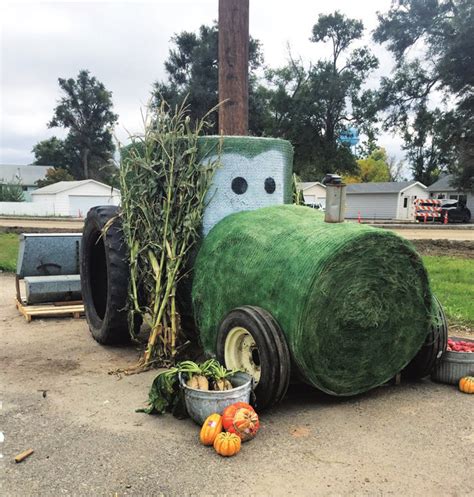 2020 Community Hay Bale Decorating Contest The Roundup