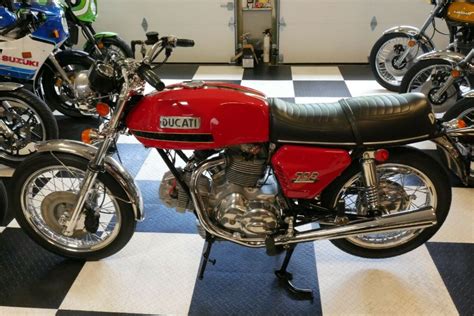 Restored 1974 Ducati 750 Gt Bike Urious