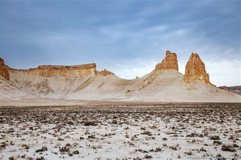 Amazing Landscapes of the Ustyurt Plateau · Kazakhstan ...