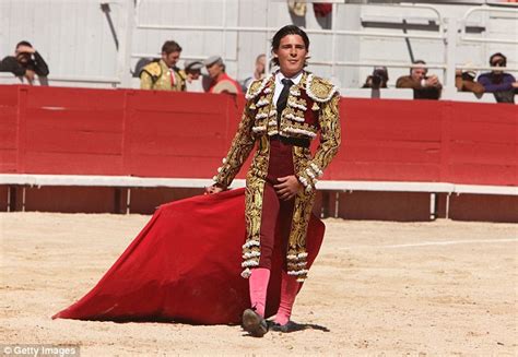 Ricky Gervais Calls Teen Dubbed The Justin Bieber Of Bullfighting A