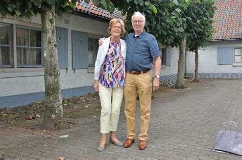 Ek is 'n akteur en skrywer. Ben en Deet Kruger-Hamel