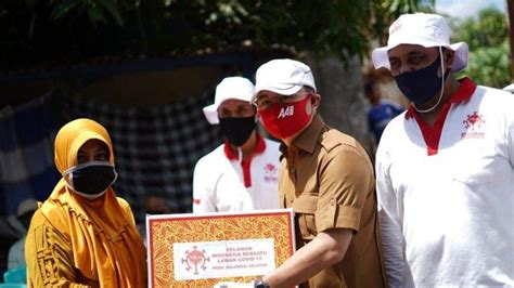 Foto Relawan Indonesia Bersatu Salurkan Bantuan Sembako Untuk Warga