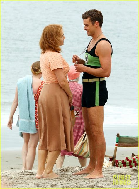 justin timberlake and kate winslet film a beach scene for woody allen movie photo 3764879
