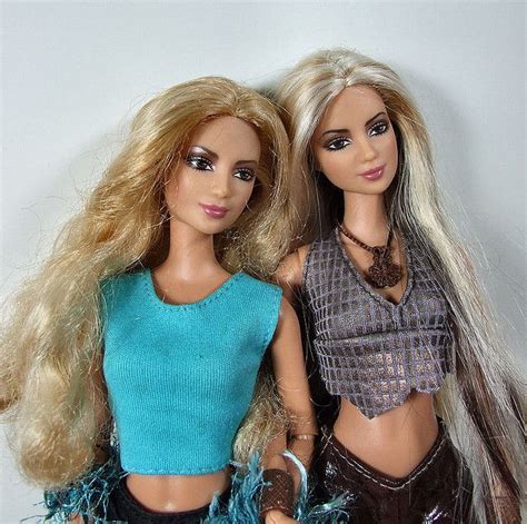 Shakira Dolls By Sydnee Bee Via Flickr Celebrities Celebs Fashion