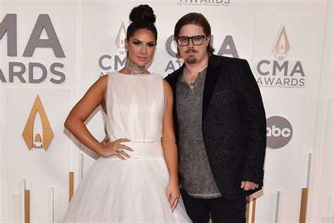 Newlyweds Hardy And Caleigh Ryan Dress To Impress On The 2022 Cma