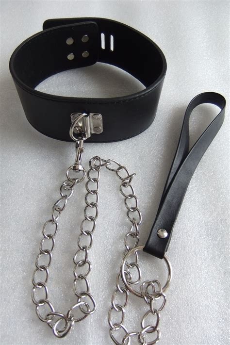 Sexy Leather Bondage Cervical Collar Neck Ring With Metal Chain Sex Necklace Adult Products Porn