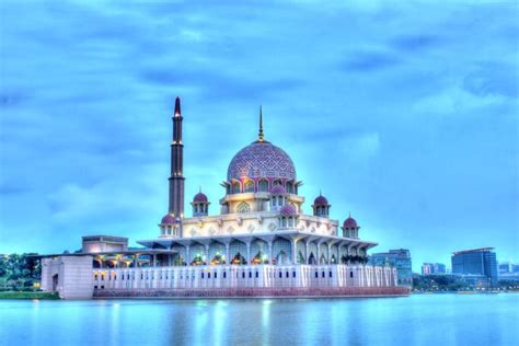 من اروع المساجد حول العالم شاهد عظمة البناء بنكهة اسلامية صور دينيه