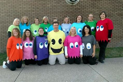 3.9 out of 5 stars 7. Pacman and his ghosts are a Great costume idea for large groups | Halloween costumes for work ...