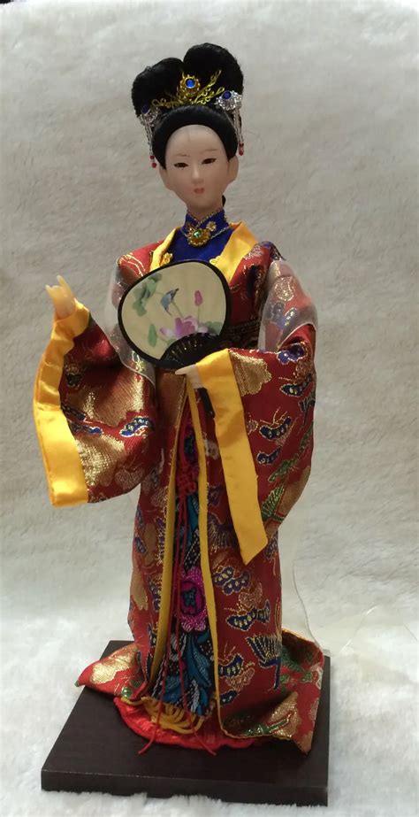 Chinese Old Figurine Dynasty Princess Dolls With Fan Kimono Gofun Dolls