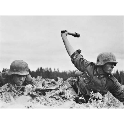 War Wwii Germany Soldiers Grenade Invasion Ussr Photo Extra Large Xl