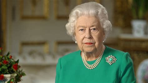#queen elizabeth 2 #reine elisabeth 2 #england #harry #william. Coronavirus : la reine Elisabeth II appelle les ...