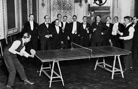 Gambar permainan ping pong hitam putih. SEJARAH SINGKAT PERMAINAN TENIS MEJA di DUNIA dan ASIA ...