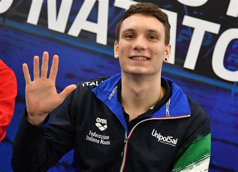 8 cose che non sai su manuel bortuzzo. Manuel Bortuzzo: «Dopo il mio incidente, Zanardi mi ...