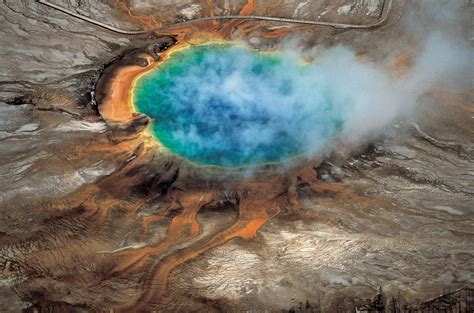 How Scientists See Inside Yellowstones Supervolcano Yellowstone National Park Yellowstone