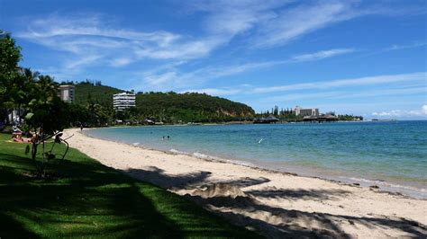 La nouvelle caledonie est un archipel d'oceanie situé dans l'ocean pacifique a 1500 km a l'est de l'australie a 2000km au nord de la nouvelle zélande. Nouvelle Calédonie | Adrien "CaYuS" TOUPET