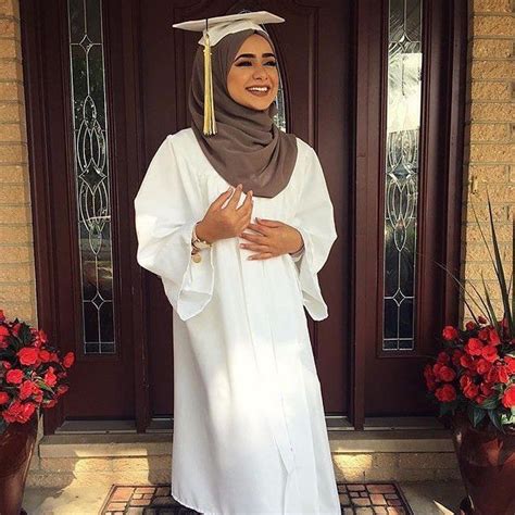 9 Hijab Graduation Outfits For You