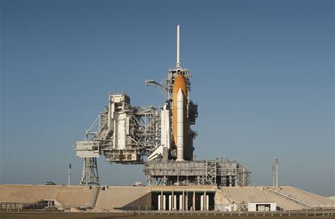 Space Shuttle Endeavour On Launch Pad Nasabill Ingalls