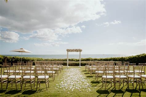 A Wedding At The Four Seasons Resort Oahu At Koolina Ocean Lawn And