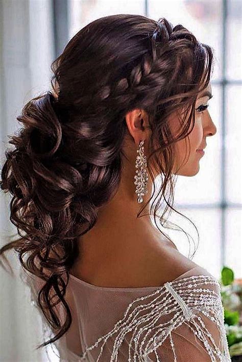 2021 Popular Airy Curly Updos For Wedding