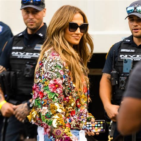 Jennifer Lopez Lecciones De Estilo Para Llevar Botas Con Jeans Y