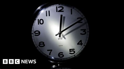 Confusion As Turkey Clocks Defy Time Change Delay Bbc News