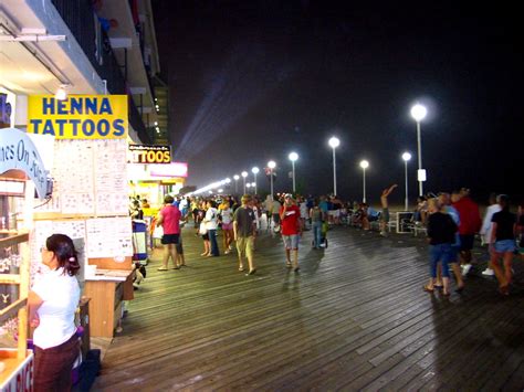 Oc Md Boardwalk Typical Late Night Scene On The Ocean City Flickr