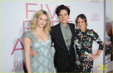 Cole Sprouse Gets Girlfriend Lili Reinhart S Support At Five Feet