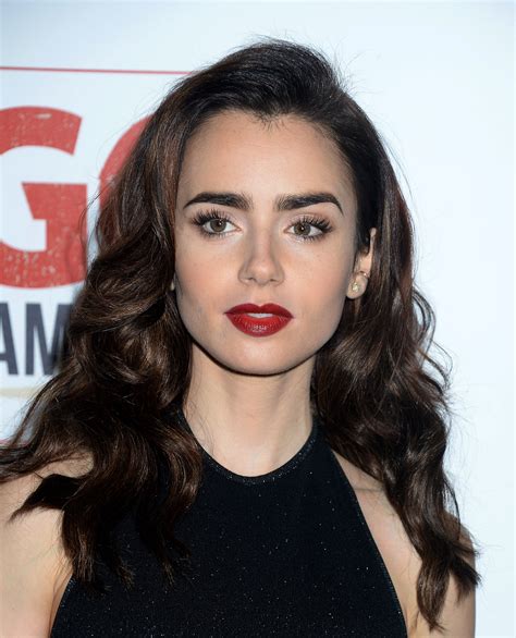 Lily Collins Back In Long Hair She Can T Not Look Beautiful Lily