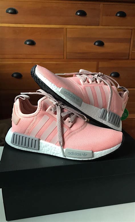 25th birthday gift basket gifts galore. GF's 25th birthday present | Sneakers, Adidas sneakers ...