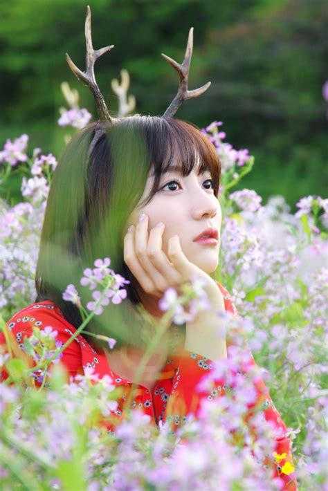 On windy days, the temptation is to stay indoors and keep warm, but there is a lot to be gained from experiencing and thinking about the effects of the wind! OH MY GIRL Binnie - "Windy Day" Jacket Photoshoot ~ MY K ...