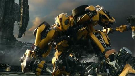 Transformers The Last Knight 2017 Bumblebee Vs Nemesis Prime Scene