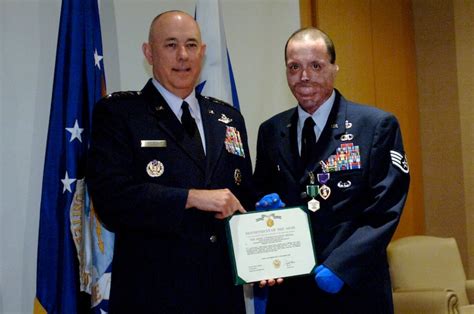 Chief Of Staff Presents Sergeant With Purple Heart Medal Us Air