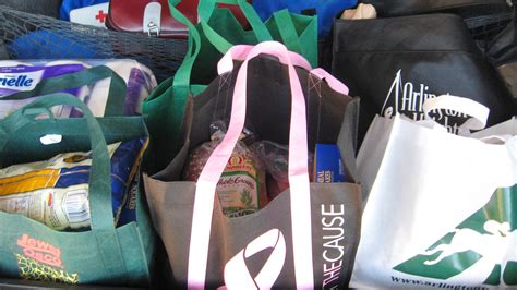 Reusable Bags Arent ‘banned But Stores Are Wary Of Them Heres How To Byob Safely Chicago
