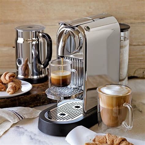 Satisfy your craving for an espresso, cappuccino, latte or macchiato anytime. Pin by Yoko Vanoss on Kitchen 厨房 | Nespresso, Milk frother ...