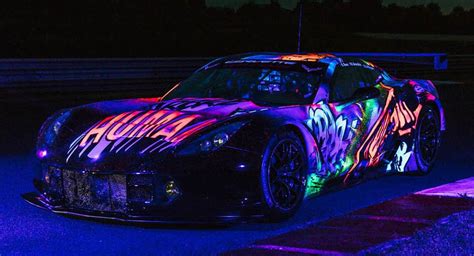 This Glow In The Dark Corvette Art Cars Going To Race At Le Mans