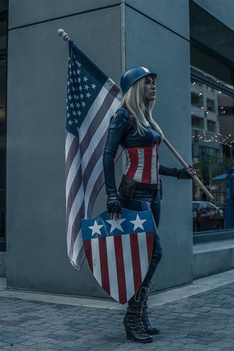 captain america genderbend cosplay marvel comics comic books geek costume marvel cosplay
