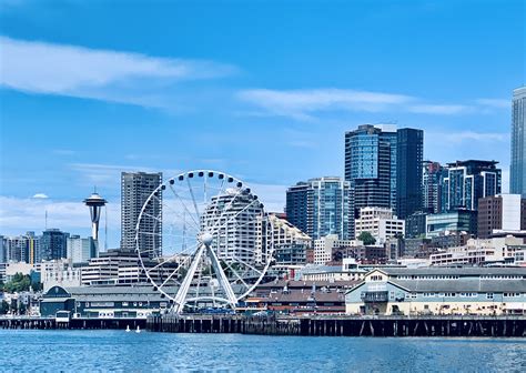 Explore The City Of Seattle | Customized Tours | Seattle's Fun Tour Guide