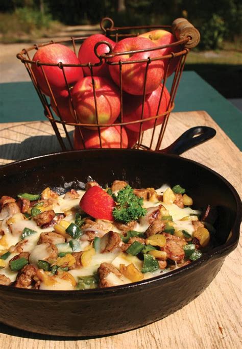 Easy recipe for chicken, apple and smoked gouda salad. Chicken-Apple Sausage Stir-Fry