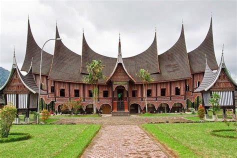 Rumah Adat Balai Batak Toba Sumatera Utara