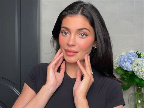 Kylie Jenner Eye Makeup Kit Saubhaya Makeup